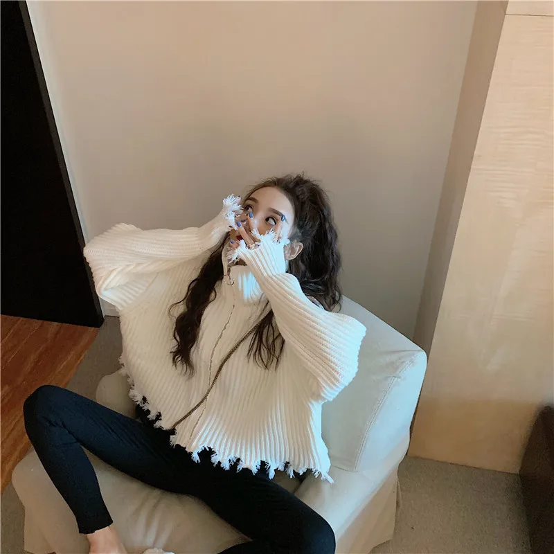 2020 winter new lazy loose high neck stitching tassel zipper short paragraph personality all-match sweater jacket women
2020 winter new lazy loose high neck stitching tassel zipper short paragraph personality all-match sweater jacket women