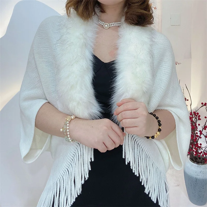 Fur Collar Cardigan Sweaters Women Poncho Wrap Capes Tassel 2022 Spring New Fashion Poncho Cloak Cardigants Coats for Women 
Fur Collar Cardigan Sweaters Women Poncho Wrap Capes Tassel 2022 Spring New Fashion Poncho Cloak Cardigants Coats for Women