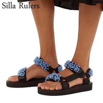 2020 Runway Flower String bead Thick Sole Summer Sandals Woman Round Toe Hook One Strap Gladiator Sandals Casual sandals Woman
2020 Runway Flower String bead Thick Sole Summer Sandals Woman Round Toe Hook One Strap Gladiator Sandals Casual sandals Woman