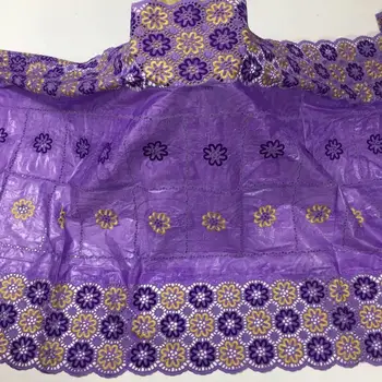 New Arrival African Lace Fabric 2020 High Quality Nigeria Bazin Riche Lace Embroiderey Cotton African Bazin For Wedding Dress 
New Arrival African Lace Fabric 2020 High Quality Nigeria Bazin Riche Lace Embroiderey Cotton African Bazin For Wedding Dress