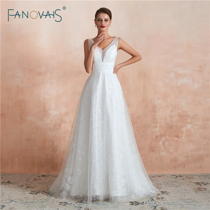 Simple 2019 Wedding Dress Boho A-Line V Neck Pealrs Beaded Wedding Gown Beach Party Dress Lace Bridal Dress Vestido de Novia
Simple 2019 Wedding Dress Boho A-Line V Neck Pealrs Beaded Wedding Gown Beach Party Dress Lace Bridal Dress Vestido de Novia