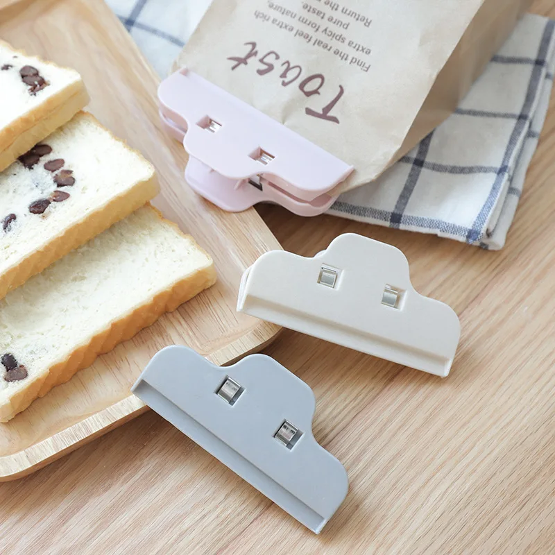 Food Bag Sealing Clip Moisture-Proof Keep Fresh Kitchen Storage Food Seal Holder 
Food Bag Sealing Clip Moisture-Proof Keep Fresh Kitchen Storage Food Seal Holder