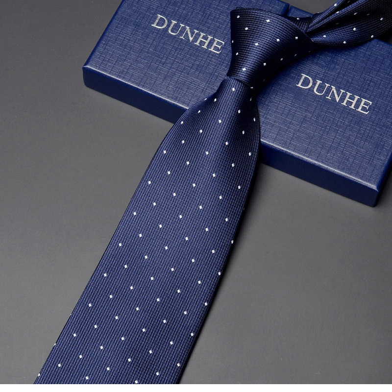 Blue Men's Tie Brand Desiger 9 CM Wide Dot Plaid Neck Ties for Men High Quality Formal Business Work Wedding Necktie Male Gift
Blue Men's Tie Brand Desiger 9 CM Wide Dot Plaid Neck Ties for Men High Quality Formal Business Work Wedding Necktie Male Gift
