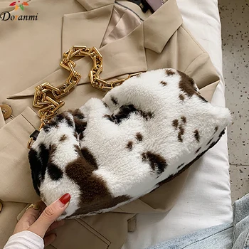 DORANMI Winter Fur Cloud Bags For Women 2020 Big Chain Flap Shoulder Bag Soft Fur Flap Handbags Small Fur Bolsos Mujer BB637
DORANMI Winter Fur Cloud Bags For Women 2020 Big Chain Flap Shoulder Bag Soft Fur Flap Handbags Small Fur Bolsos Mujer BB637