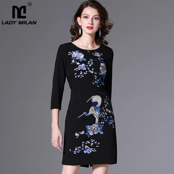 Autumn New Women's Runway Dresses O Neck 3/4 Sleeves Embroidery Floral Hidden Zipper Elegant Pencil Dresses Vestios
Autumn New Women's Runway Dresses O Neck 3/4 Sleeves Embroidery Floral Hidden Zipper Elegant Pencil Dresses Vestios