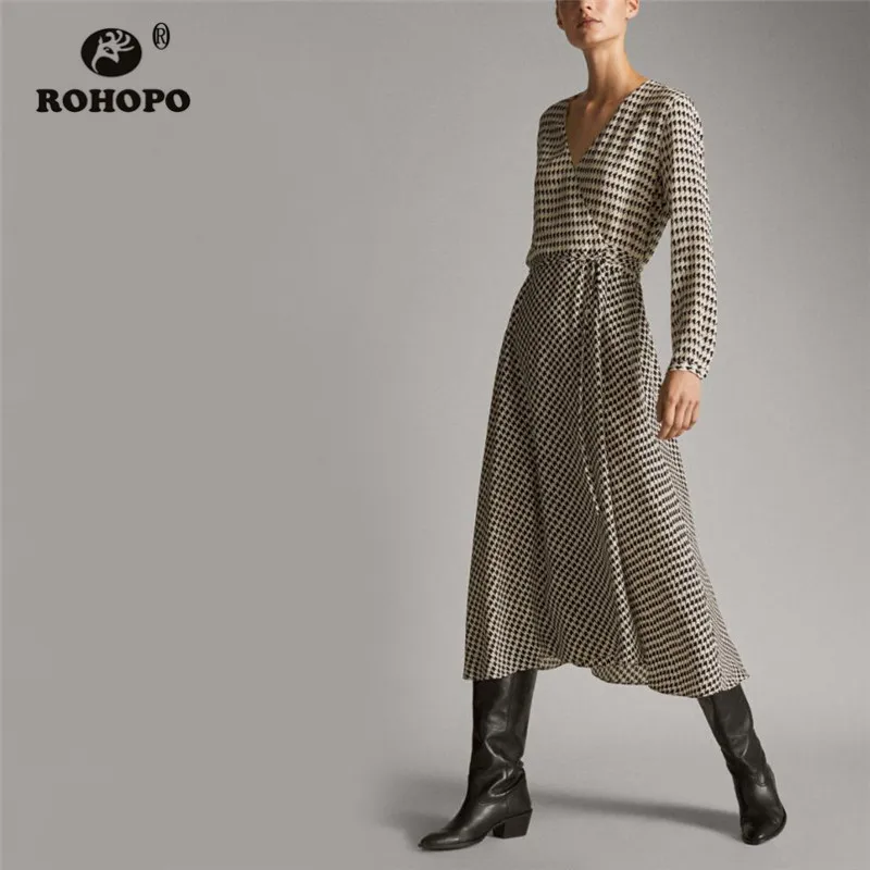 ROHOPO Long Sleeve Wrap V Collar Houndstooth Grey Midi Dress Sashes Belted Ladies Elegant Party Flared Calf Vestido #9013
ROHOPO Long Sleeve Wrap V Collar Houndstooth Grey Midi Dress Sashes Belted Ladies Elegant Party Flared Calf Vestido #9013
