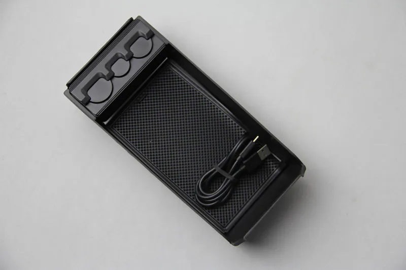 Wireless charging for Mercedes Benz A-Class GLB 2019 2020 W177 Central Armrest Box storage box center console Accessories Black
Wireless charging for Mercedes Benz A-Class GLB 2019 2020 W177 Central Armrest Box storage box center console Accessories Black