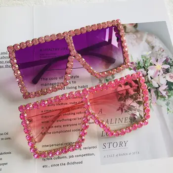 2020 European Style Diamond Sunglasses Luxury Women New Square Crystal Oversized Top Brand Retro Eye glasses Big Frame Men UV400
2020 European Style Diamond Sunglasses Luxury Women New Square Crystal Oversized Top Brand Retro Eye glasses Big Frame Men UV400