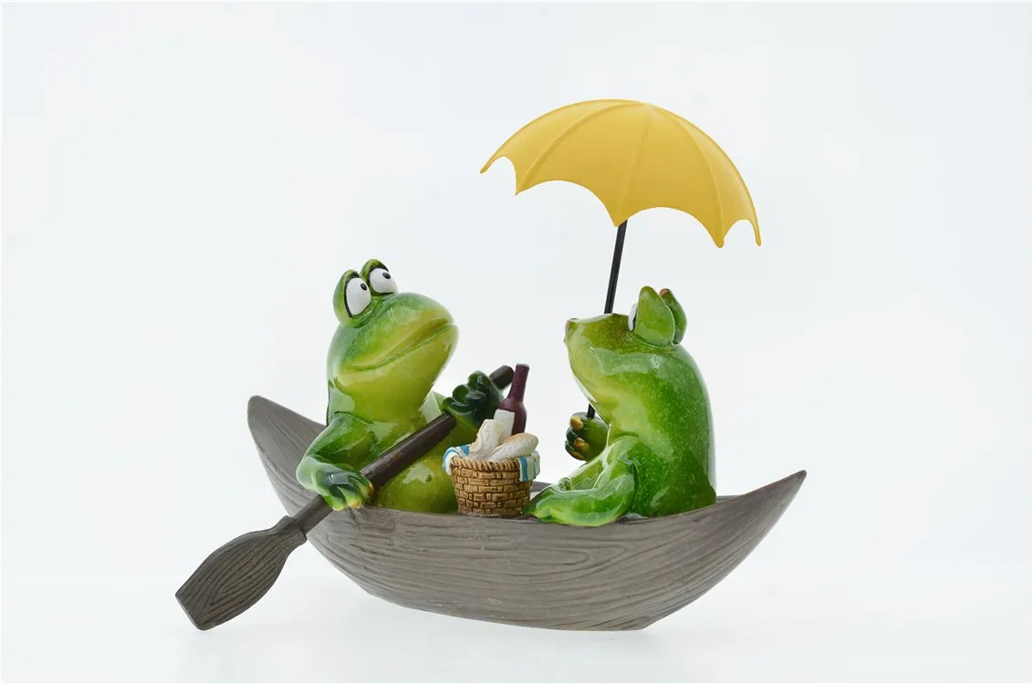 MYBLUE Kawaii Garden Animal Resin Lovers In a Boat Cartoon Frog Figurine Nordic Home Room Decoration Accessories Modern