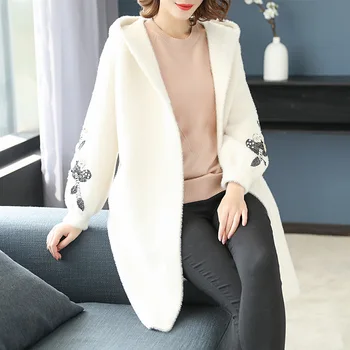 2020 New Women Long Outerwear Imitation mink Cardigan Autumn Winter With Hooded Embroidered Warm knitted sweater Outerwear
2020 New Women Long Outerwear Imitation mink Cardigan Autumn Winter With Hooded Embroidered Warm knitted sweater Outerwear