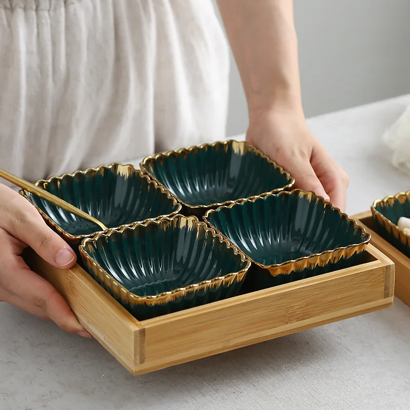 Green gold rim Ceramic Dish Fruits Platter Creative Porcelain Snack Dessert Plate Natural Bamboo Serving Tray holder Tableware
Green gold rim Ceramic Dish Fruits Platter Creative Porcelain Snack Dessert Plate Natural Bamboo Serving Tray holder Tableware