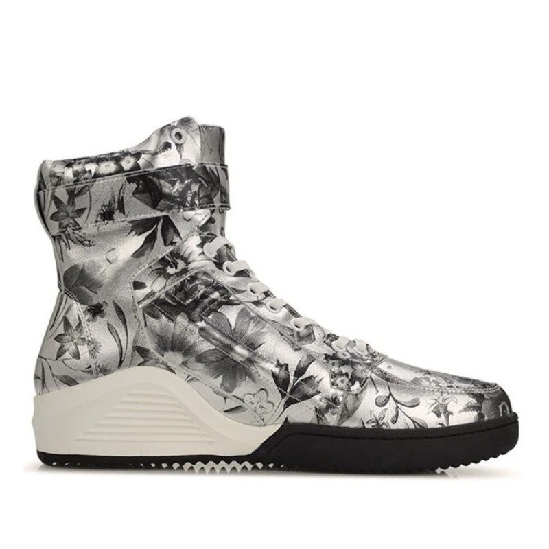 Мужские ботинки из натуральной кожи, с высоким берцем, на шнуровке
Мужские ботинки из натуральной кожи, с высоким берцем, на шнуровке