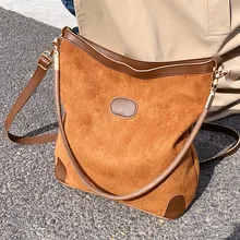 Large Soft Leather Women's Messenger Bag Big Size Design Shoulder Bag All Match Casual Handbags New Female Trendy Crossbody Bag 
Large Soft Leather Women's Messenger Bag Big Size Design Shoulder Bag All Match Casual Handbags New Female Trendy Crossbody Bag