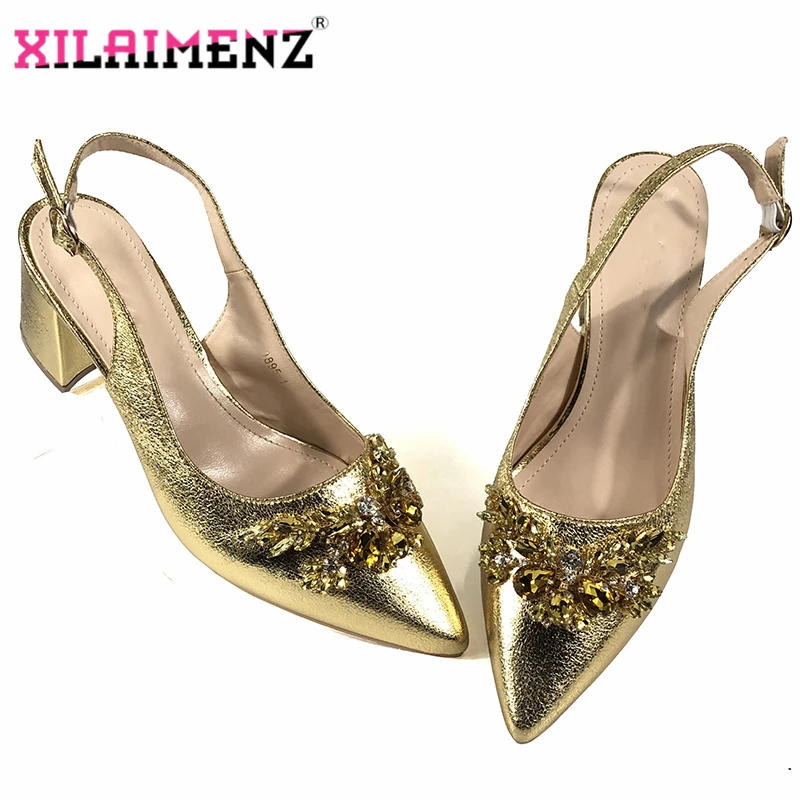 New Arrival 7 CM Square Heels Italian Women Shoes Sandals With Rhinestone Fashion Design Shoes Italian Shoes for Party in Gold
New Arrival 7 CM Square Heels Italian Women Shoes Sandals With Rhinestone Fashion Design Shoes Italian Shoes for Party in Gold