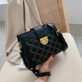 Solid Color PU Leather Crossbody Bags For Women 2019 Brand Designer Female Shoulder Messenger Bag Lady Luxury Handbags
Solid Color PU Leather Crossbody Bags For Women 2019 Brand Designer Female Shoulder Messenger Bag Lady Luxury Handbags