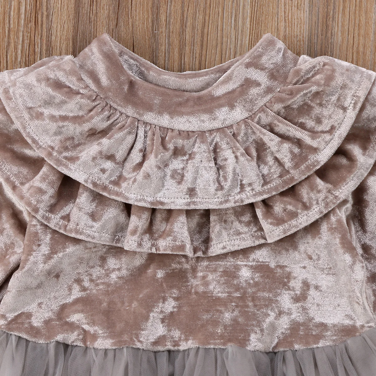 //ae01.alicdn.com/kf/H226e6a672e2c4e1c80b4d79aafa4c57dC.jpg?width=1200&height=1200&hash=2400