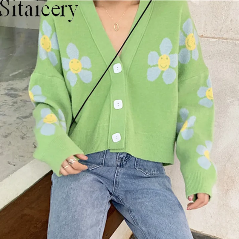 Korean Style Flower Knit Cardigans Spring Autumn Women Sweaters V Neck Loose Elegaht Thicked Pull Femme Print Short Casual Coat
Korean Style Flower Knit Cardigans Spring Autumn Women Sweaters V Neck Loose Elegaht Thicked Pull Femme Print Short Casual Coat