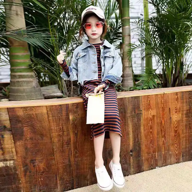 Kid Girl teens child Clothes Set Denim Tops Headband Outfits Summer Cowboy Suit Denim jacket + striped dress 2pic Set
Kid Girl teens child Clothes Set Denim Tops Headband Outfits Summer Cowboy Suit Denim jacket + striped dress 2pic Set