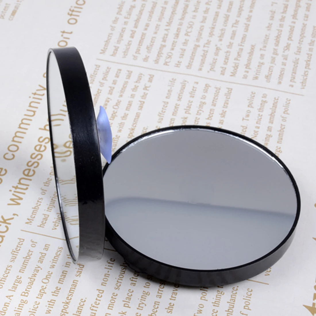 Top selling Makeup Mirror 3/5/10/15X Magnifying Mirror With Two Suction Cups Cosmetics Tools Round Mirror Magnification
Top selling Makeup Mirror 3/5/10/15X Magnifying Mirror With Two Suction Cups Cosmetics Tools Round Mirror Magnification