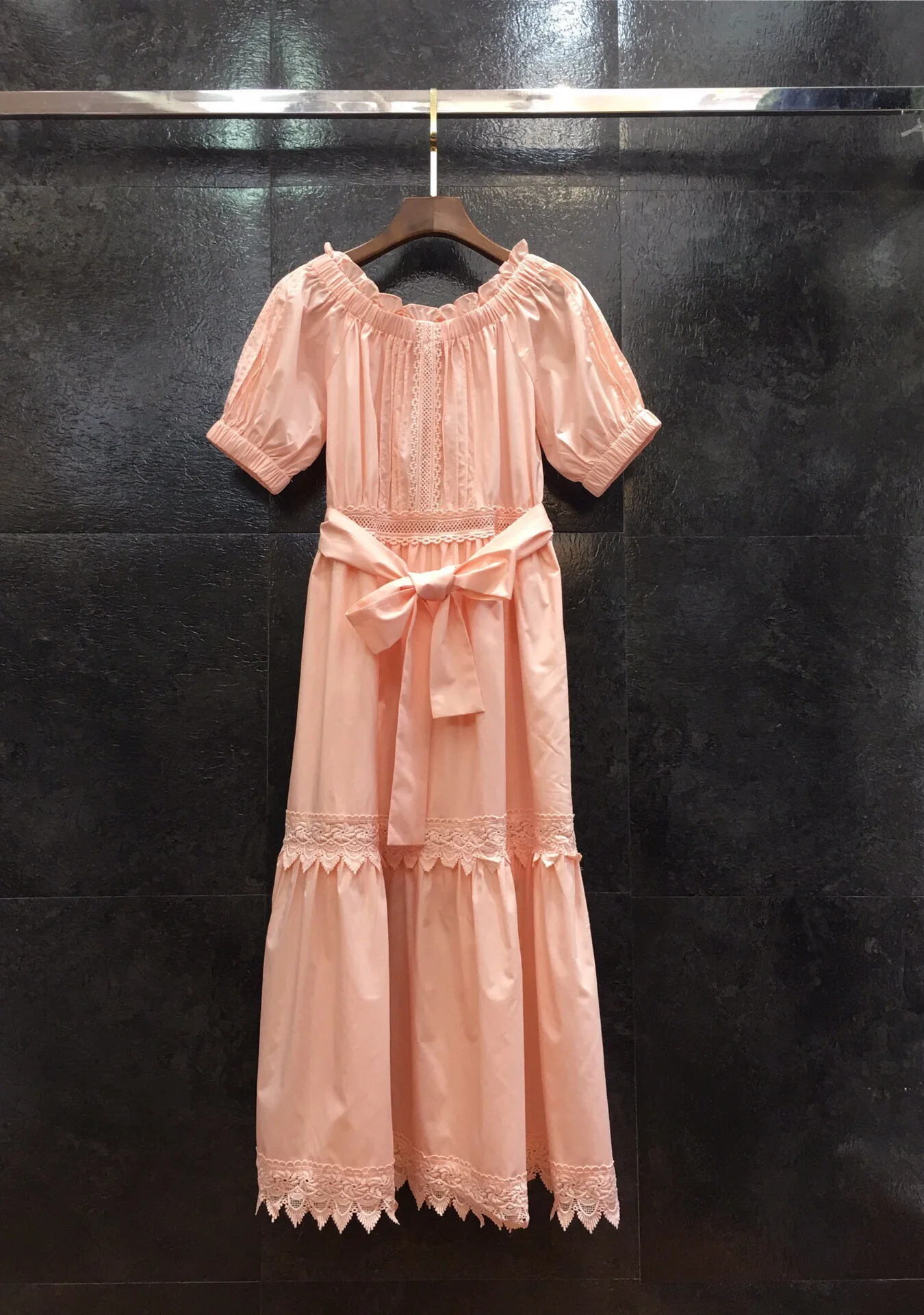 2020 Earlier Spring New Model Elegant Cute Short Sleeve Puff O-neck Cotton Long Dress Two Color Available
2020 Earlier Spring New Model Elegant Cute Short Sleeve Puff O-neck Cotton Long Dress Two Color Available