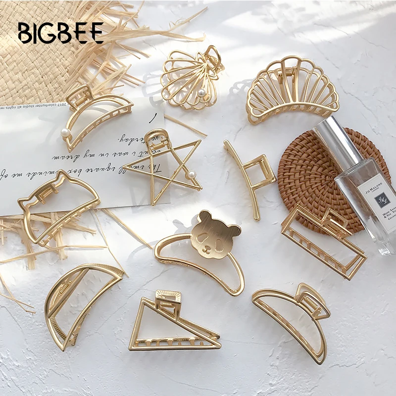 Fine Metal Stars Moon Bear Shark Clip Half Ball Bath Mickey Hair Claws Women Hair Clip GirlHeadwear Crab Claw Hair Accessories
Fine Metal Stars Moon Bear Shark Clip Half Ball Bath Mickey Hair Claws Women Hair Clip GirlHeadwear Crab Claw Hair Accessories
