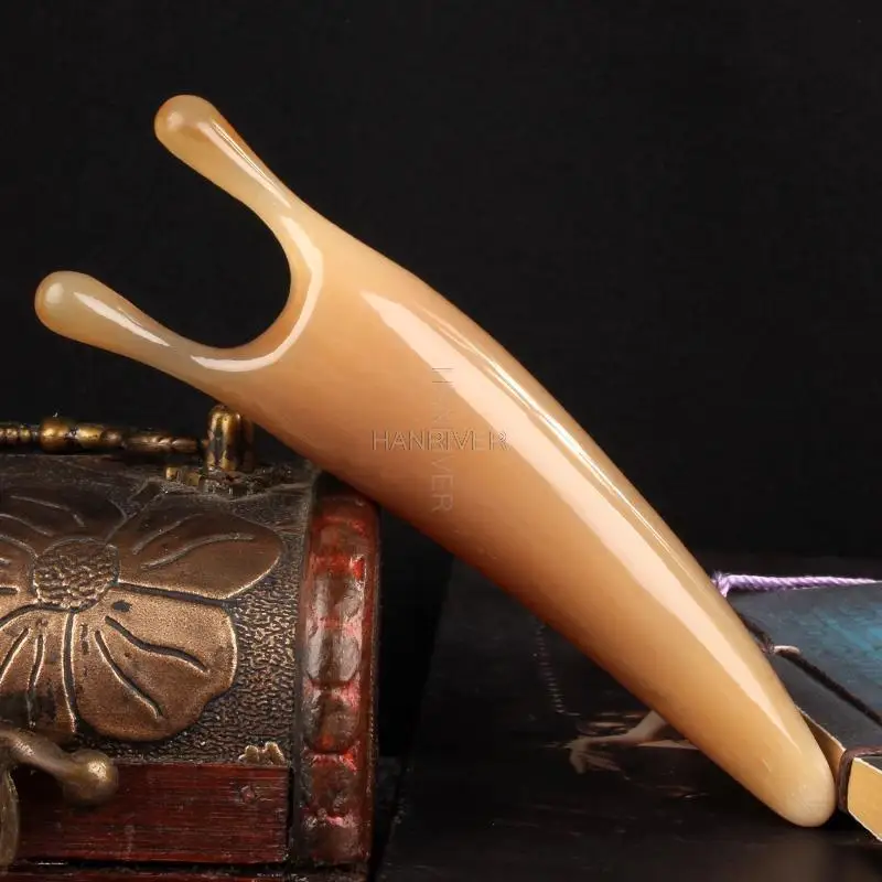 Natural white buffalo horn eye massager, tendons and beauty bar are used to dredge the meridians and collaterals of
Natural white buffalo horn eye massager, tendons and beauty bar are used to dredge the meridians and collaterals of