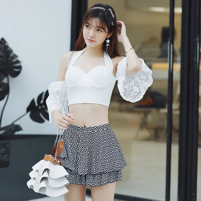 New Style Two-piece Swimsuits Women's Bikini Three-piece Set Graceful Skirt Boxer Conservative Small Bust Gathering Hot Springs
New Style Two-piece Swimsuits Women's Bikini Three-piece Set Graceful Skirt Boxer Conservative Small Bust Gathering Hot Springs