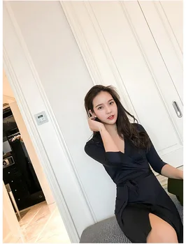 JS573J-Spring / summer 2019 solid wrap skirt V-neck slim seaside resort beach dress
JS573J-Spring / summer 2019 solid wrap skirt V-neck slim seaside resort beach dress