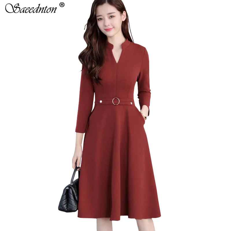 Women Autumn Long Sleeve Elegant Dress 2019 Winter Female Fashion Cototn V Collar Slim Fit Office Lady Knee Length Dresses XXXL 
Women Autumn Long Sleeve Elegant Dress 2019 Winter Female Fashion Cototn V Collar Slim Fit Office Lady Knee Length Dresses XXXL