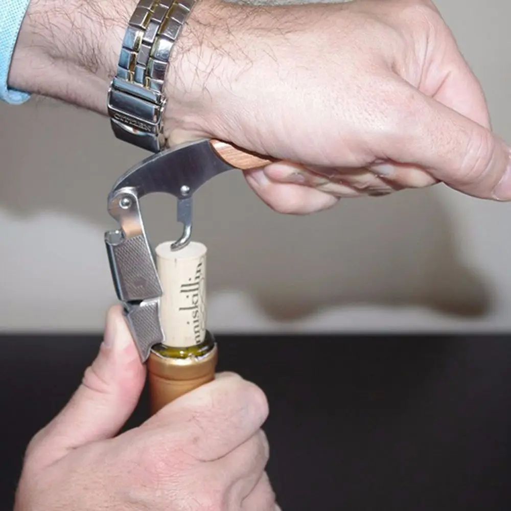 High Quality Wood Handle Professional Wine Opener Multifunction Portable Screw Corkscrew Wine Bottle Opener Cook Tools