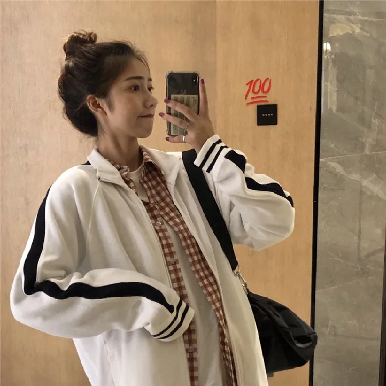Photo Shoot Early Autumn Coat Women's New Style Korean-style Loose-Fit Baseball Uniform Retro College Short Coat
Photo Shoot Early Autumn Coat Women's New Style Korean-style Loose-Fit Baseball Uniform Retro College Short Coat