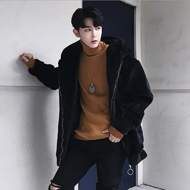 Harajuku 2019 New Winter Mens Leather Jacket With Fur Hood Luxury Rex Rabbit Fur Overcoat Oversized Mens Faux Fur Coat XL756
Harajuku 2019 New Winter Mens Leather Jacket With Fur Hood Luxury Rex Rabbit Fur Overcoat Oversized Mens Faux Fur Coat XL756