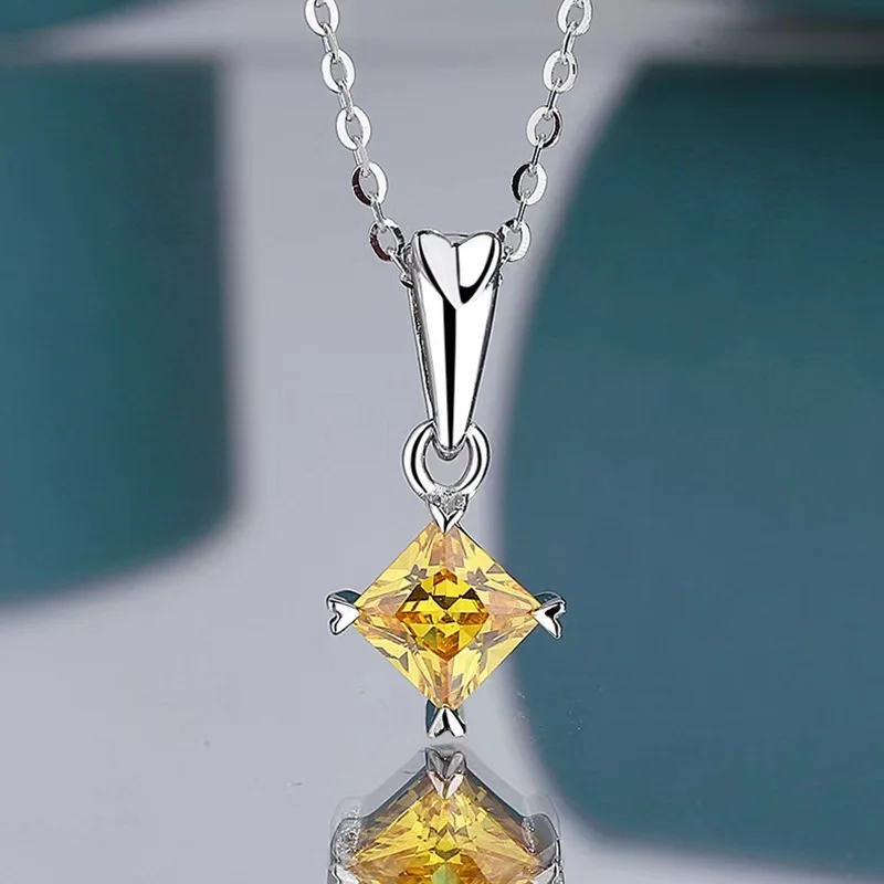 Trendy Iced Flower Cut Square Yellow Cubic Zirconia Pendant Necklace 100% 925 Sterling Silver Women Necklace Gift Fine Jewelry
Trendy Iced Flower Cut Square Yellow Cubic Zirconia Pendant Necklace 100% 925 Sterling Silver Women Necklace Gift Fine Jewelry