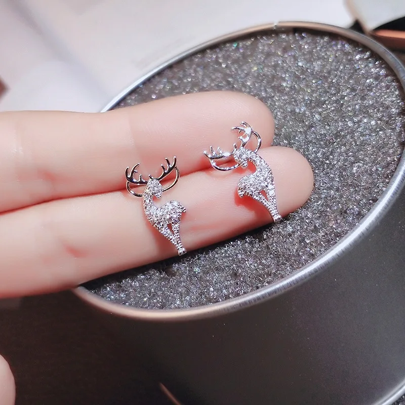 2020 New 925 Silver Color Cute Elk Stud Earrings with Zircon Stone Fashion Jewelry Korean Earrings
2020 New 925 Silver Color Cute Elk Stud Earrings with Zircon Stone Fashion Jewelry Korean Earrings