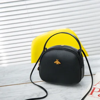 2020 Textured Bag Women's New Spring Summer All-match Student Cute Simple over-the-Shoulder Bag Casual Messager Crossbody Bag
2020 Textured Bag Women's New Spring Summer All-match Student Cute Simple over-the-Shoulder Bag Casual Messager Crossbody Bag