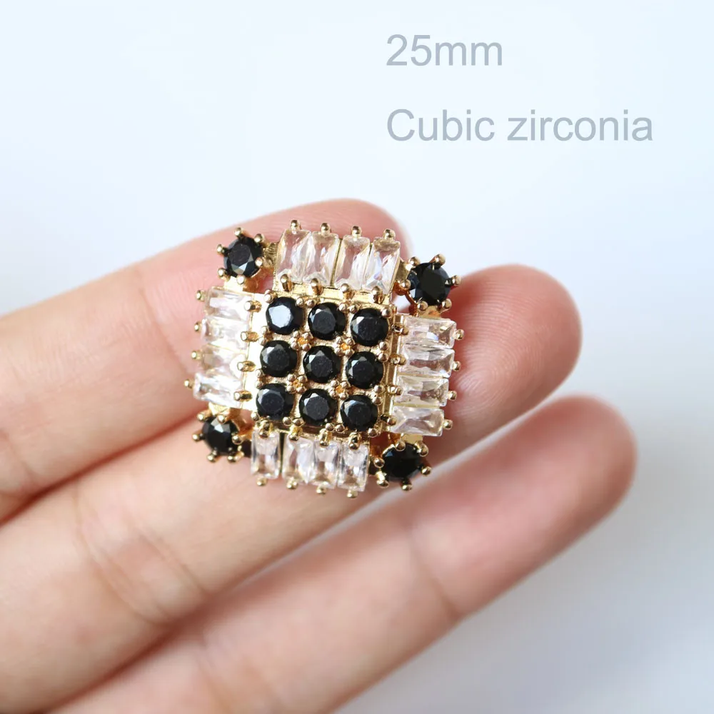5pc/lot DIY square crystal buttons Cubic zirconia button for coat Decorative CZ sewing buttons for cashmere Knit cardigan
5pc/lot DIY square crystal buttons Cubic zirconia button for coat Decorative CZ sewing buttons for cashmere Knit cardigan