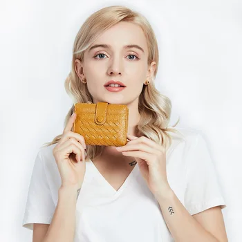 2020 new women woven wallet small card bag short PU Leather change bag Leather wallet Square wallet Buckle Bank card bag
2020 new women woven wallet small card bag short PU Leather change bag Leather wallet Square wallet Buckle Bank card bag