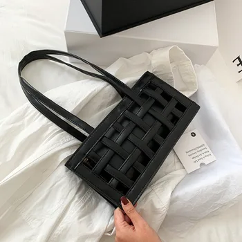 Spring and summer ins hollow bag female 2020 new Korean version of the wild one-shoulder slung fashion hand
Spring and summer ins hollow bag female 2020 new Korean version of the wild one-shoulder slung fashion hand