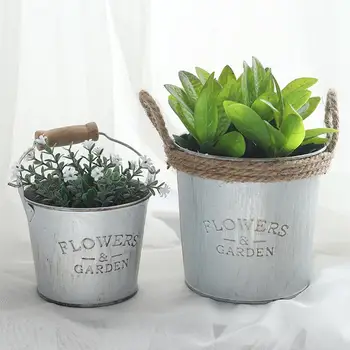 Vintage Iron Flower Pot Planters Art Rope/Wooden Handle Plant Flower Pot Outdoor Garden Flower Planters macetas para plantas
Vintage Iron Flower Pot Planters Art Rope/Wooden Handle Plant Flower Pot Outdoor Garden Flower Planters macetas para plantas