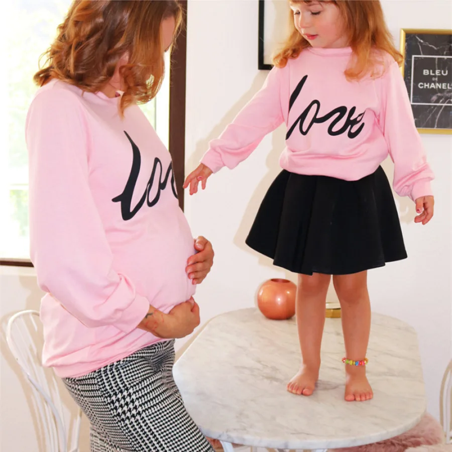 2019 New Style Hot Selling Maternity Clothes Europe And America Pink LOVE Printed Parent-child Matching Outfit Hoodie
2019 New Style Hot Selling Maternity Clothes Europe And America Pink LOVE Printed Parent-child Matching Outfit Hoodie
