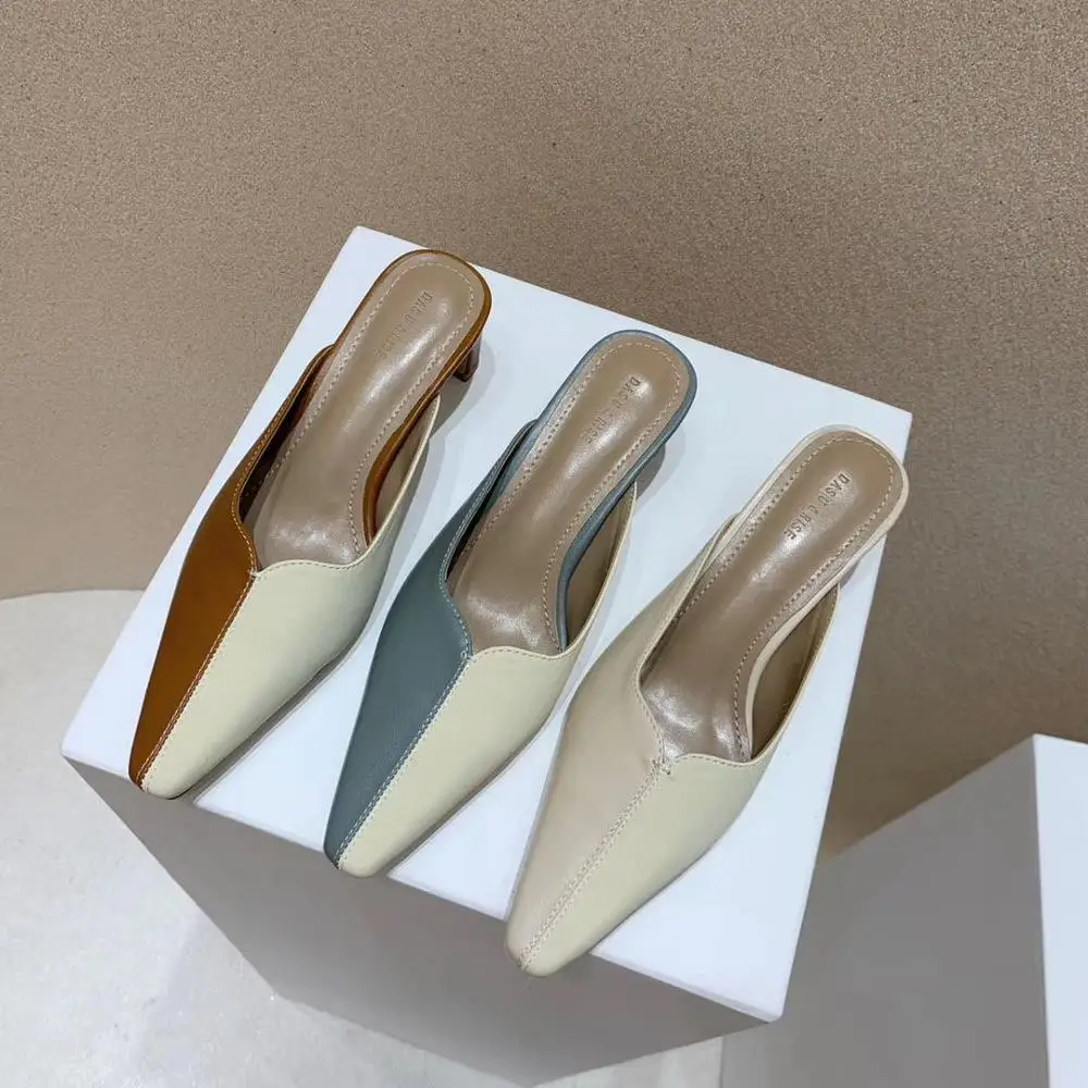 2020 Summer Square Toe Ladies Slippers Slip On Mixed Color Thin 4 CM Mid Heeled Retro Style Shallow Slippers Shoes Mules Shoes
2020 Summer Square Toe Ladies Slippers Slip On Mixed Color Thin 4 CM Mid Heeled Retro Style Shallow Slippers Shoes Mules Shoes