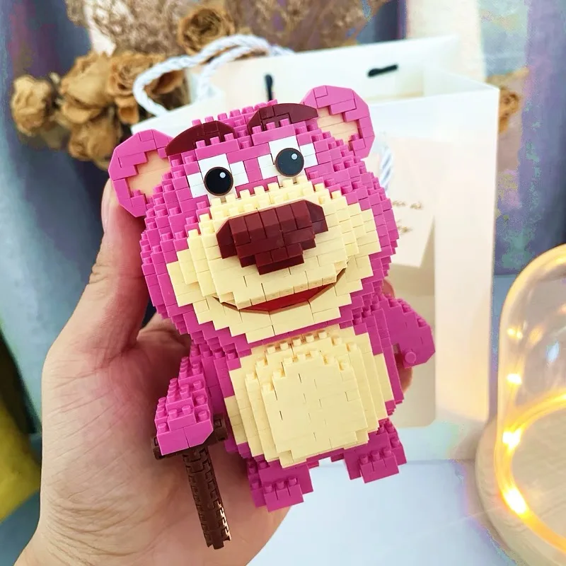 BALODY Idea Seres Losto Bear Mini Building Block Cartoon Pink Bear Micro Bricks Model Strawberry Bear Toys For Kid Christmas
BALODY Idea Seres Losto Bear Mini Building Block Cartoon Pink Bear Micro Bricks Model Strawberry Bear Toys For Kid Christmas