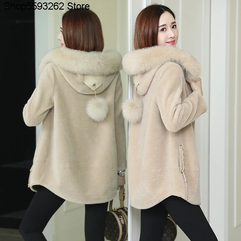 Sheep Shearing Coat Female Particles Wool Fur One Piece Coat Fox Mao Lian Cap Medium Length Money 2020 Fur
Sheep Shearing Coat Female Particles Wool Fur One Piece Coat Fox Mao Lian Cap Medium Length Money 2020 Fur