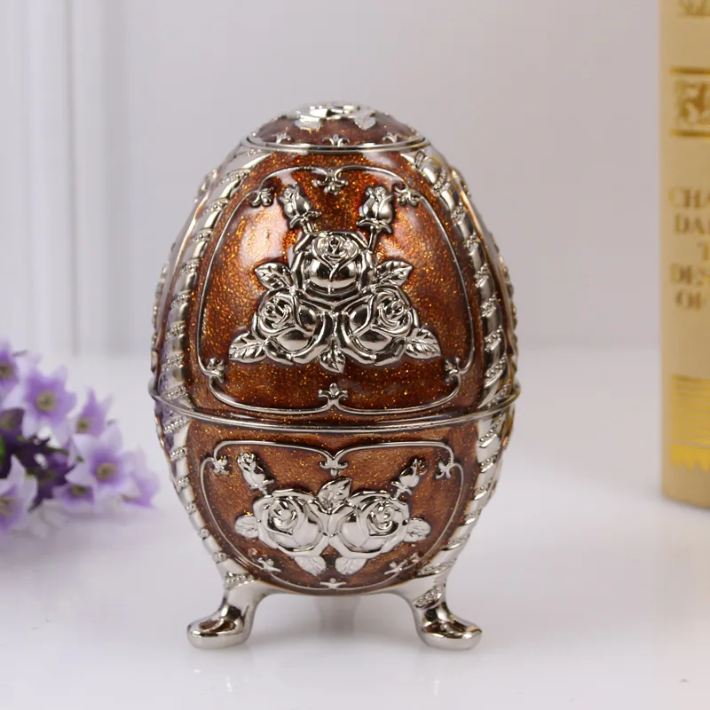 Metal Handicraft Creative Home Decorations Creative European Style Painted Egg Toothpick Holder Press Automatic Telescopic Tooth
Metal Handicraft Creative Home Decorations Creative European Style Painted Egg Toothpick Holder Press Automatic Telescopic Tooth