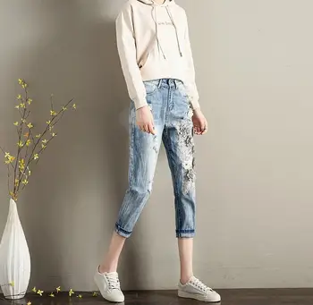 Spring and autumn 2020 women new loose jeans pants female flowers embroidery fashion straight pants 2047
Spring and autumn 2020 women new loose jeans pants female flowers embroidery fashion straight pants 2047