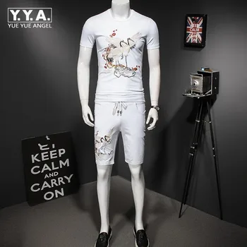 Summer Retro Floral Embroidery Tracksuit Men Breathable Cotton T-shirt Shorts Set Conjunto Masculino Plus Size M-5XL Casual Suit
Summer Retro Floral Embroidery Tracksuit Men Breathable Cotton T-shirt Shorts Set Conjunto Masculino Plus Size M-5XL Casual Suit