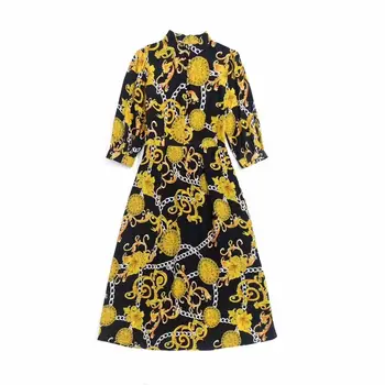 European and American women's dress 2020 summer new styles Stand collar five-point sleeve Vintage printed fashion silk dress
European and American women's dress 2020 summer new styles Stand collar five-point sleeve Vintage printed fashion silk dress