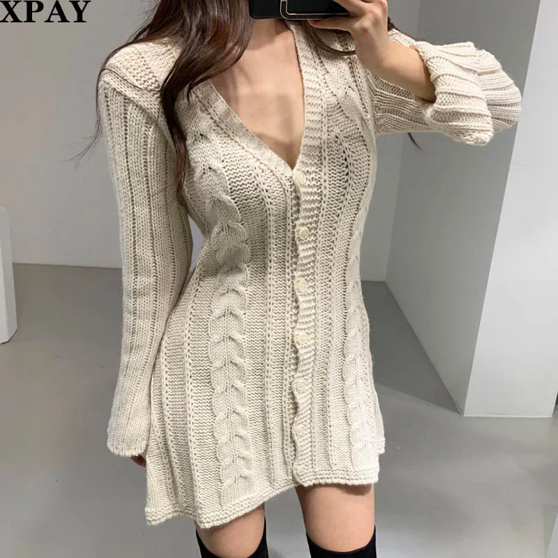 Long Sleeve Knit Sweater Dress Women 2020 Spring Autumn New Chic V Neck Single Breasted Twist Dress Vintage Slim Fit Cardigans
Long Sleeve Knit Sweater Dress Women 2020 Spring Autumn New Chic V Neck Single Breasted Twist Dress Vintage Slim Fit Cardigans
