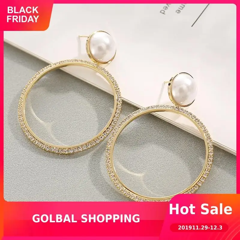 Vintage Fashionable New Brand Rhinestone Crystal Drop Earrings For Women Gift Round Pendant Statement Earrings Pearl Bijoux 
Vintage Fashionable New Brand Rhinestone Crystal Drop Earrings For Women Gift Round Pendant Statement Earrings Pearl Bijoux
