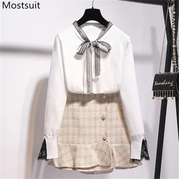2019 Winter Women 2 Piece Skirt Suits White Knitted Bow Sweater + Mini Mermaid Skirt Suits Fashion Korean Sweet 2 Piece Set 
2019 Winter Women 2 Piece Skirt Suits White Knitted Bow Sweater + Mini Mermaid Skirt Suits Fashion Korean Sweet 2 Piece Set